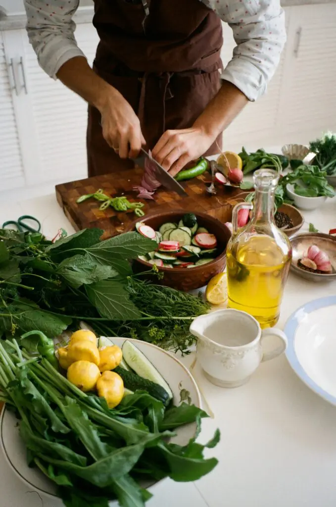 meal-prep-chopping-vegetables-679x1024