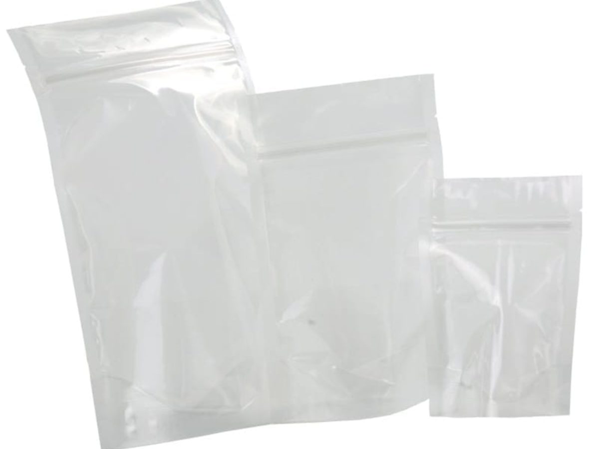 https://vacuumsealersunlimited.com/wp-content/uploads/2016/11/Clear-Stand-Up-Pouches-1200x900.jpg